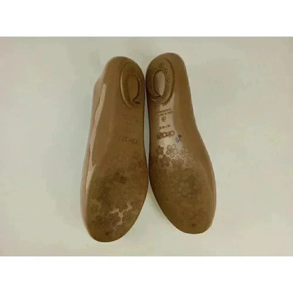 Oka B Womens Ballet Brown Shoes Jelly Gold Piece Emblem Slip On Round Toe Size 7 - Picture 5 of 7